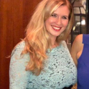 Meet your Posher, Lina